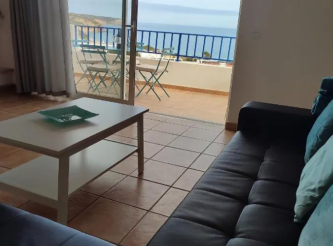 Semesterbostad Sea House Salema